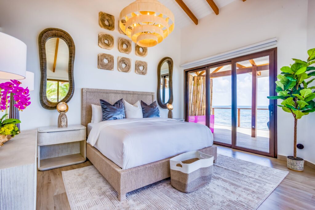 20250722mcpbz00_set-1-1005-Den